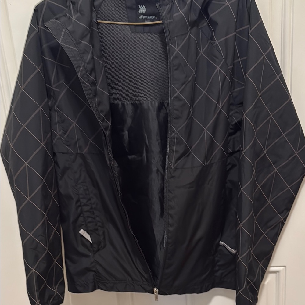 All in Motion Charcoal Mesh Jacket - Picture 4 of 5